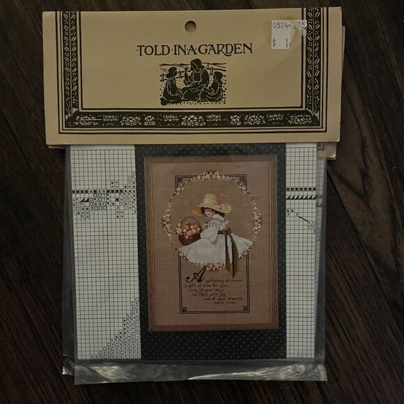Told in a Garden A Gathering of Roses TG40 Cross Stitch Pattern‎ Chart NIP - Picture 1 of 2